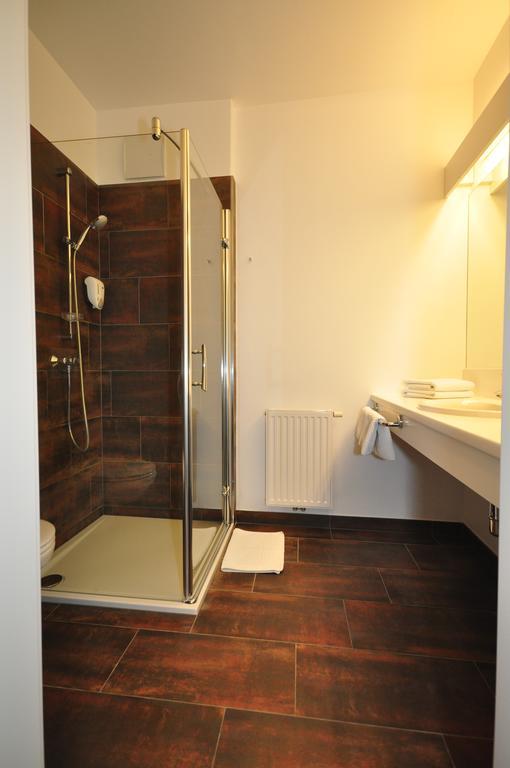 Amethysthotel Mantler Maissau Exteriör bild
