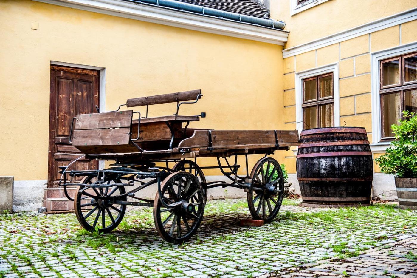 Amethysthotel Mantler Maissau Exteriör bild